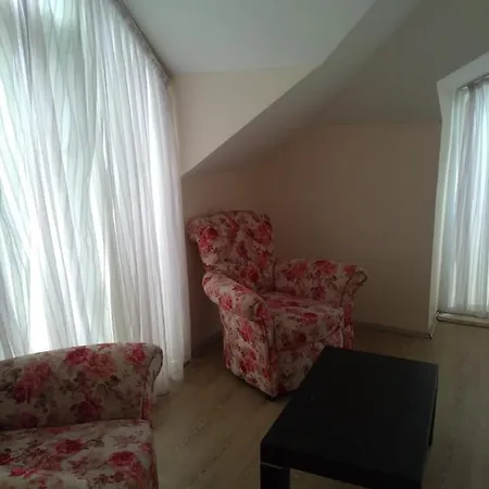 2 Yatak Odali Bluehouse With A Sea View דירה קמר